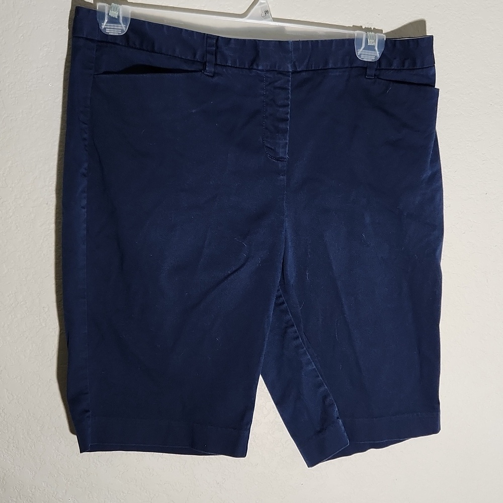 Fashion Bug Shorts Womens Size 14 Bermuda Navy Blue